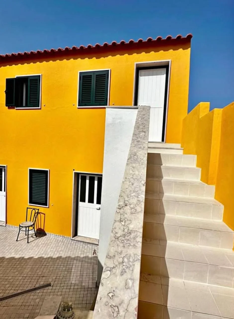 Courtyard & stairs